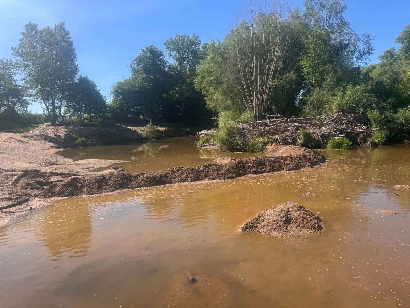 Flood-sediment removal from the Elbe — 6/10